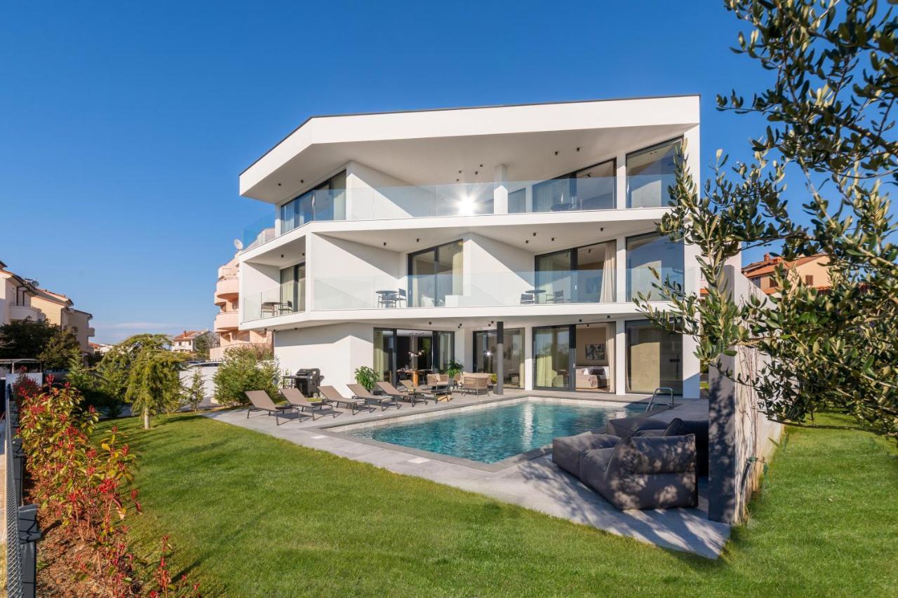 Luxury Villa Aruna Pula Buitenkant foto